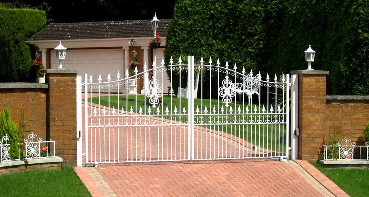 Sliding Driveway Gate Installation Lynwood